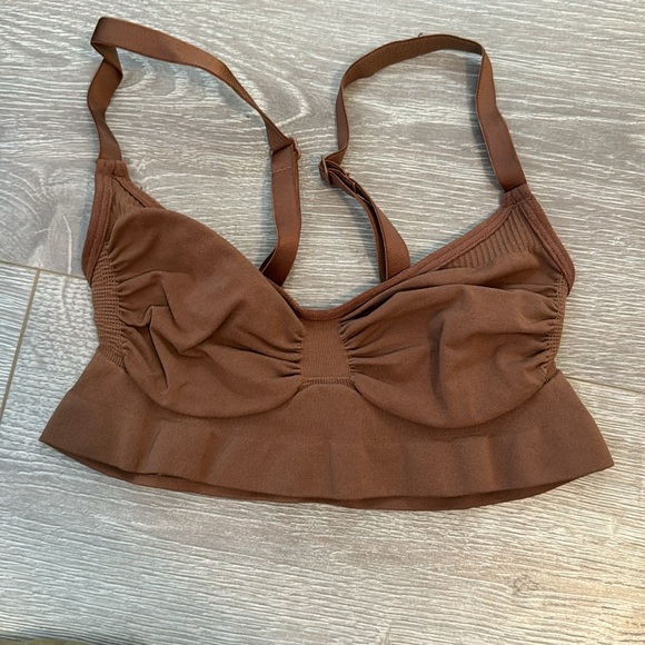 SEAMLESS SCULPT BRALETTE - Picture 5 of 10